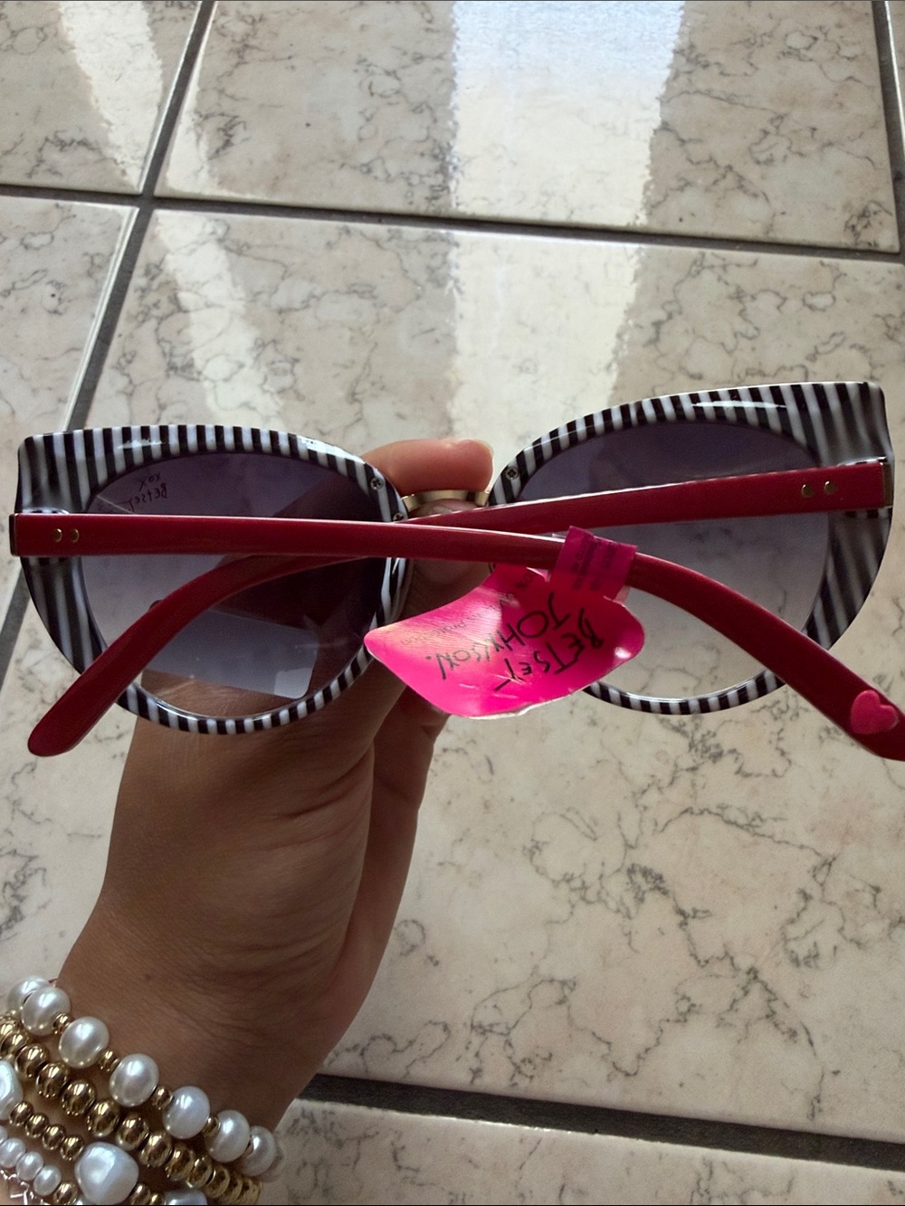Betsey Johnson Red Cat Eye Sunglasses | Black & White Striped Oversized Designer - Picture 5 of 8